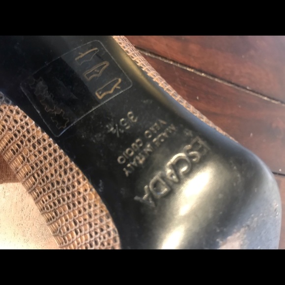 Escada beige pointy leather animal like - Picture 6 of 6